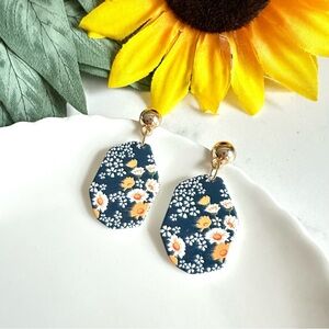 2/$30🌵 Navy Blue Daisy Floral Irregular Earrings Acrylic Gift Bohemian Boho NEW
